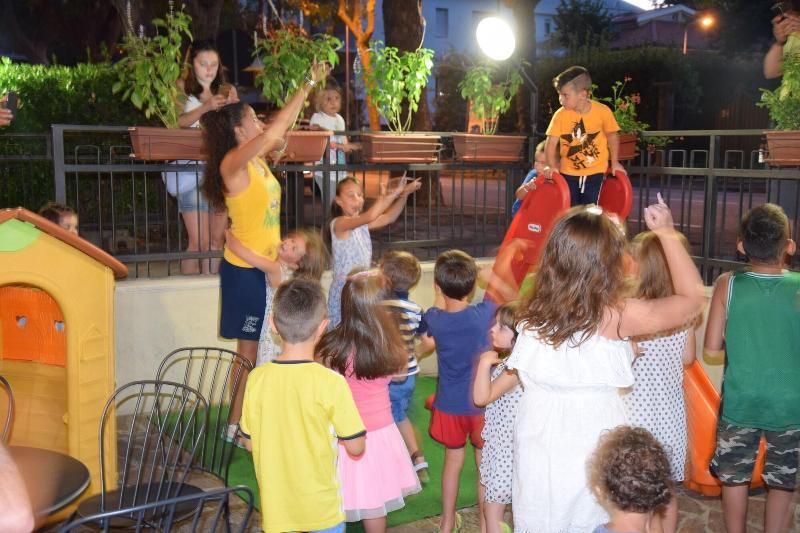 Hotel Mamy Rimini Kültér fotó