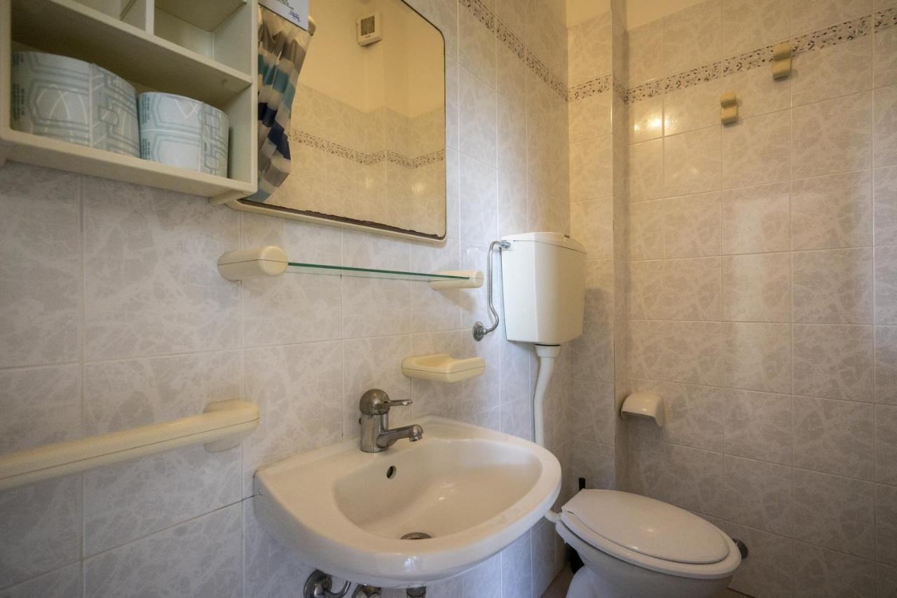 Hotel Mamy Rimini Kültér fotó