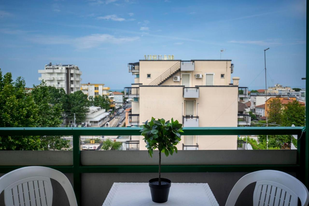 Hotel Mamy Rimini Kültér fotó
